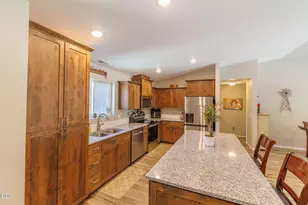 17450 Meadow Way, Bend, OR 97707 - Photo 19