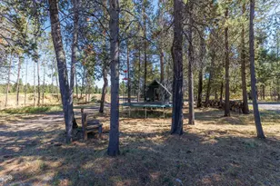 17450 Meadow Way, Bend, OR 97707 - Photo 7