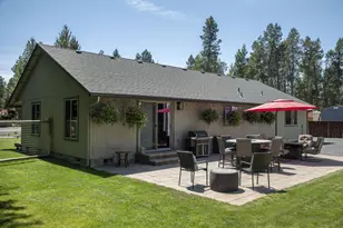 17476 Rail Dr, Bend, OR 97707 - Photo 3