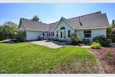 2067 NW Poplar Place, Redmond, OR 97756 - Photo 31