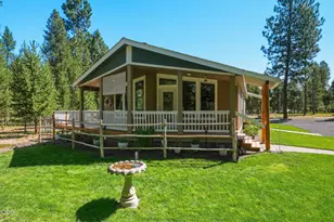 51646 Pine Loop Dr, La Pine, OR 97739 - Photo 1