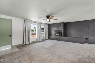 1516 SW 23rd St, Redmond, OR 97756 - Photo 3