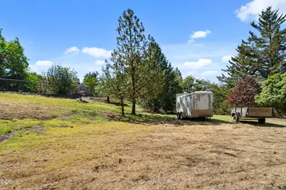 1459 Highcrest Drive, Medford, OR 97504 - Photo 37