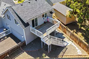 1181 NW Knoxville Blvd, Bend, OR 97703 - Photo 37