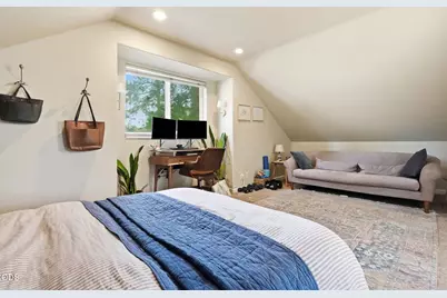 1181 NW Knoxville Boulevard, Bend, OR 97703 - Photo 23