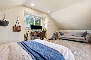 1181 NW Knoxville Blvd, Bend, OR 97703 - Photo 23
