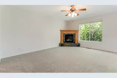 2960 NE Conners Avenue, Bend, OR 97701 - Photo 5