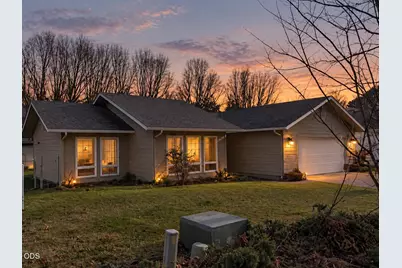 128 Fawn Circle, Shady Cove, OR 97539 - Photo 13
