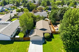 1983 NE Jackson Ave, Bend, OR 97701 - Photo 31