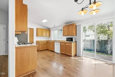 1983 NE Jackson Avenue, Bend, OR 97701 - Photo 11