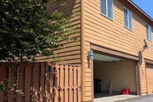 20441 Brentwood Ave, Bend, OR 97702 - Photo 23