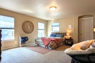 20441 Brentwood Ave, Bend, OR 97702 - Photo 9