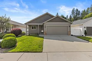 106 Westbrook Dr, Rogue River, OR 97537 - Photo 3