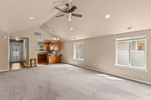 106 Westbrook Dr, Rogue River, OR 97537 - Photo 9
