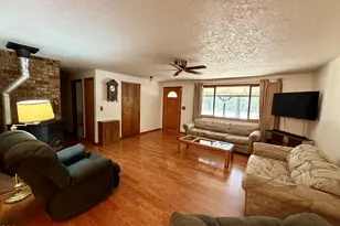 50842 Deer Forest Dr, La Pine, OR 97739 - Photo 3