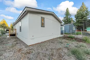 61000 Brosterhous Rd, Bend, OR 97702 - Photo 31