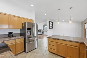 4285 NE Butler Ave, Redmond, OR 97756 - Photo 11