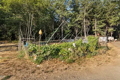 3580 Rockydale Road, Cave Junction, OR 97523 - Photo 15