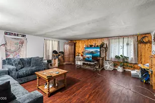 3580 Rockydale Rd, Cave Junction, OR 97523 - Photo 5