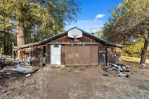 3580 Rockydale Rd, Cave Junction, OR 97523 - Photo 19