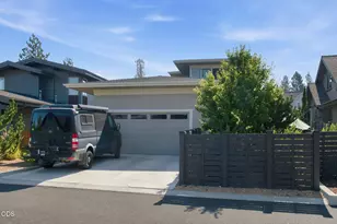1757 NW Fields St, Bend, OR 97703 - Photo 33