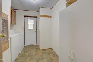 2398 Mulberry Ct, Grants Pass, OR 97527 - Photo 19