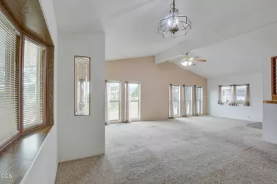 2398 Mulberry Court, Grants Pass, OR 97527 - Photo 9