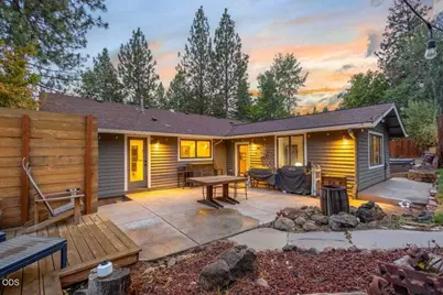 1510 NW West Hills Avenue, Bend, OR 97703 - Photo 25