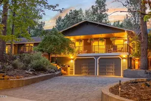 1510 NW West Hills Ave, Bend, OR 97703 - Photo 1