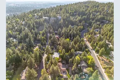 1510 NW West Hills Avenue, Bend, OR 97703 - Photo 41