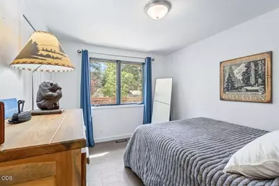 1510 NW West Hills Avenue, Bend, OR 97703 - Photo 21
