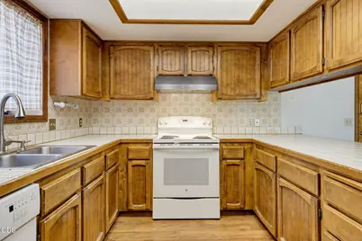 2323 Kona, Medford, OR 97504 - Photo 9