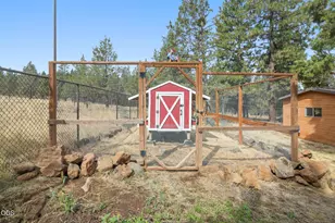 15420 Mustang Rd, Klamath Falls, OR 97603 - Photo 61