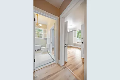 540 E California Street, Jacksonville, OR 97530 - Photo 19