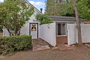 540 E California St, Jacksonville, OR 97530 - Photo 53