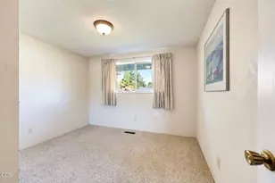1964 Camellia Ave, Medford, OR 97504 - Photo 21