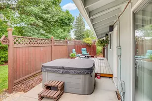 1964 Camellia Ave, Medford, OR 97504 - Photo 5