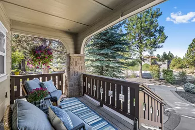 762 NW Mount Washington Drive, Bend, OR 97703 - Photo 3
