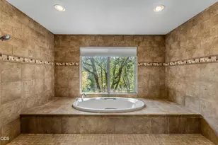 12330 E Evans Creek Rd, Rogue River, OR 97537 - Photo 23