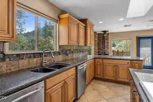 12330 E Evans Creek Rd, Rogue River, OR 97537 - Photo 13