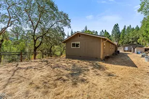 12330 E Evans Creek Rd, Rogue River, OR 97537 - Photo 57