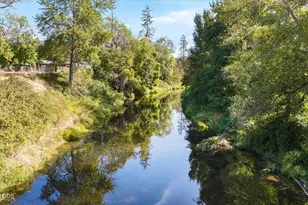 8550 E Evans Creek Rd, Rogue River, OR 97537 - Photo 49