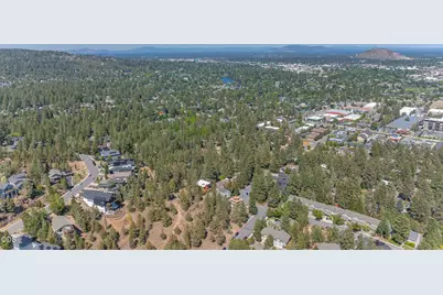 1710 SW Knoll Avenue, Bend, OR 97702 - Photo 7