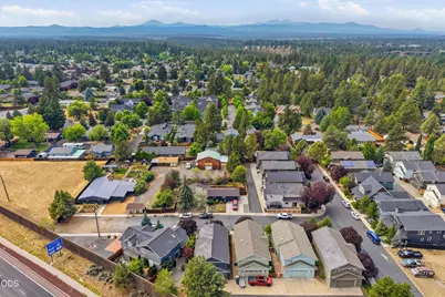 61390 Merriewood Court, Bend, OR 97702 - Photo 31