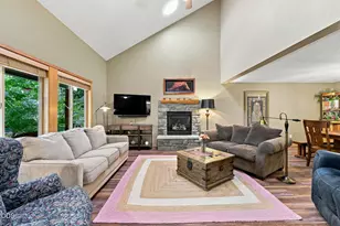 19863 Porcupine Dr, Bend, OR 97702 - Photo 19