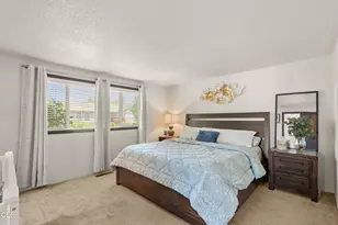 3052 Crystal Mountain Ave, Medford, OR 97504 - Photo 17