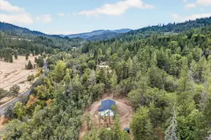5220 Hwy 227, Trail, OR 97541 - Photo 35
