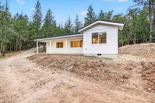 5220 Hwy 227, Trail, OR 97541 - Photo 47