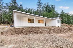5220 Hwy 227, Trail, OR 97541 - Photo 45