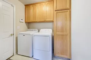 537 SW Wagner Meadows Dr, Grants Pass, OR 97526 - Photo 23